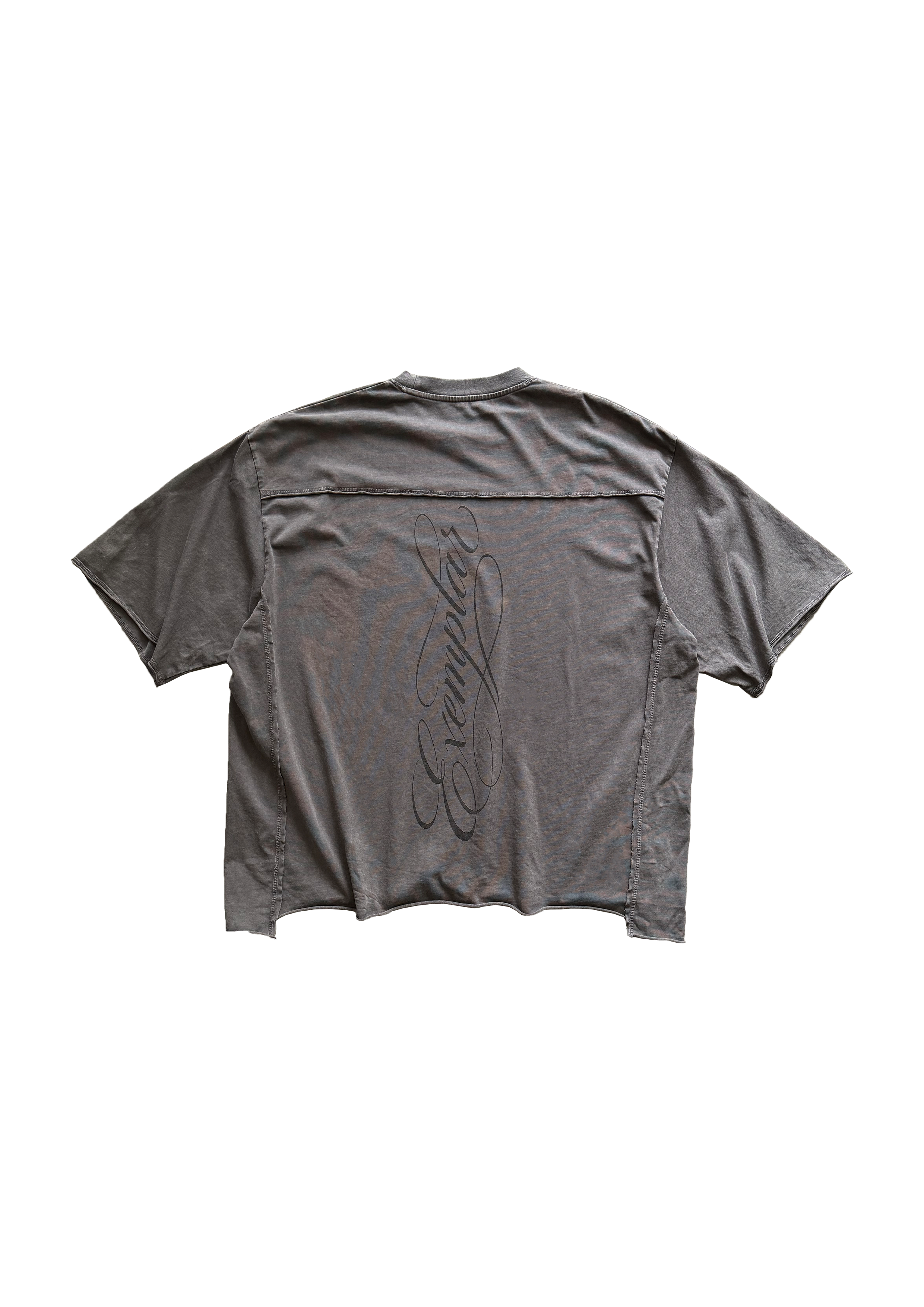 UNIVERSAL VINTAGE WASH TEE